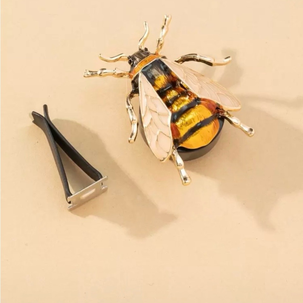 Honey Bee 🐝 Car Air Conditioner Vent Clip NEW! - Picture 3 of 3